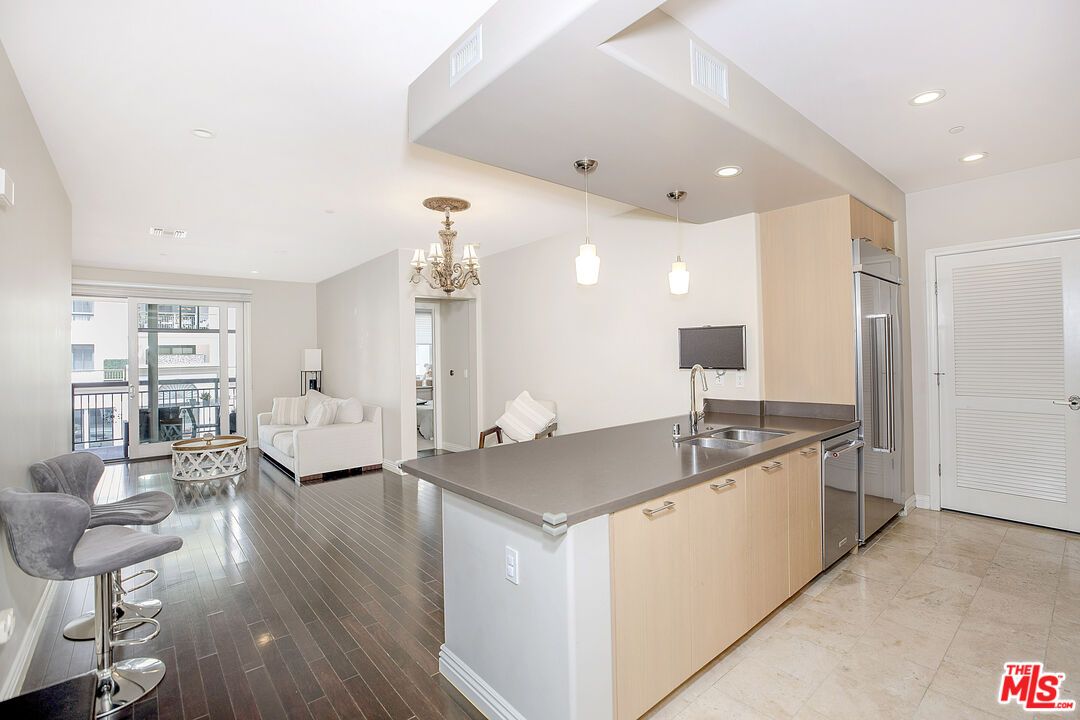 Chandelier, Interior, Kitchen, Pendant Lights, Recessed Lighting, Wood Texture Flooring