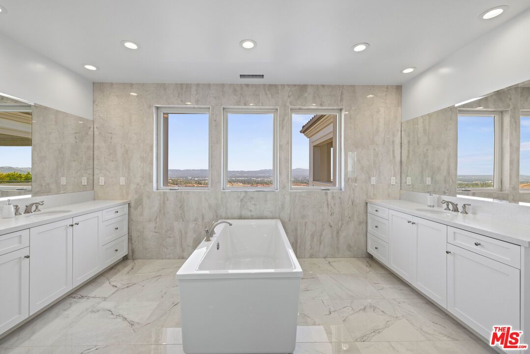 Bathroom, Dual Sink Vanities, Free Standing Baths, Interior, Marble, Recessed Lighting