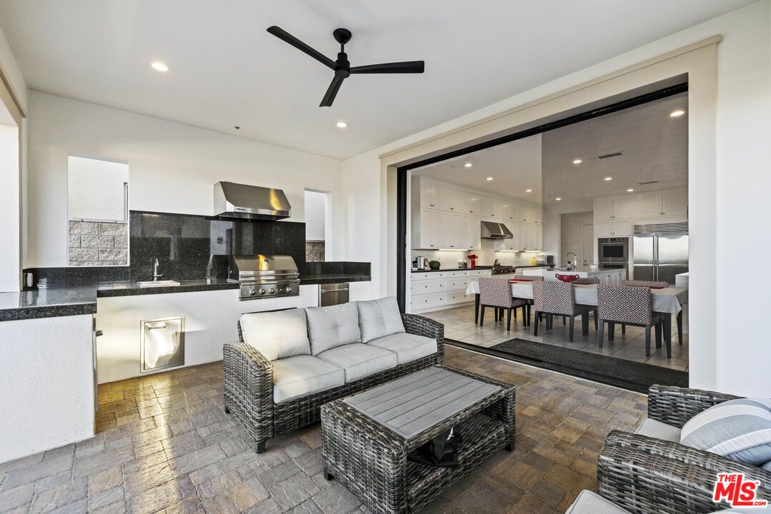 Dining room, Interior, Kitchen, Living room, Recessed Lighting, Stainless Steel Appliances
