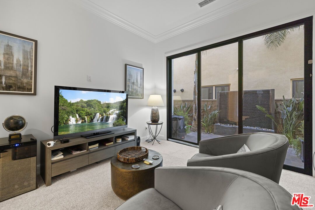 Interior, Living room