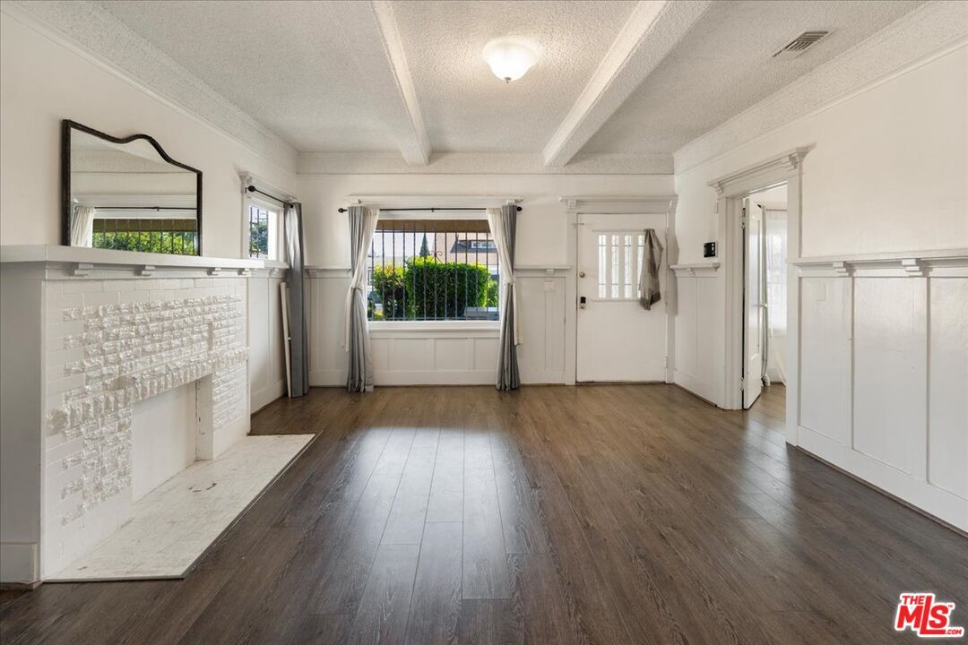 Empty room, Fireplace, Interior, Wood Texture Flooring