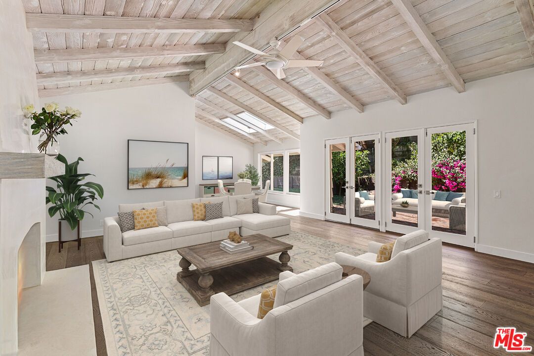 Interior, Living room, Wooden Beams, Wooden Ceilings, Wood Texture Flooring