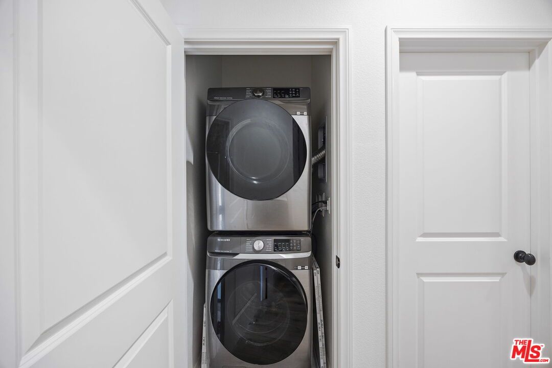 Interior, Utility Closets, Washer