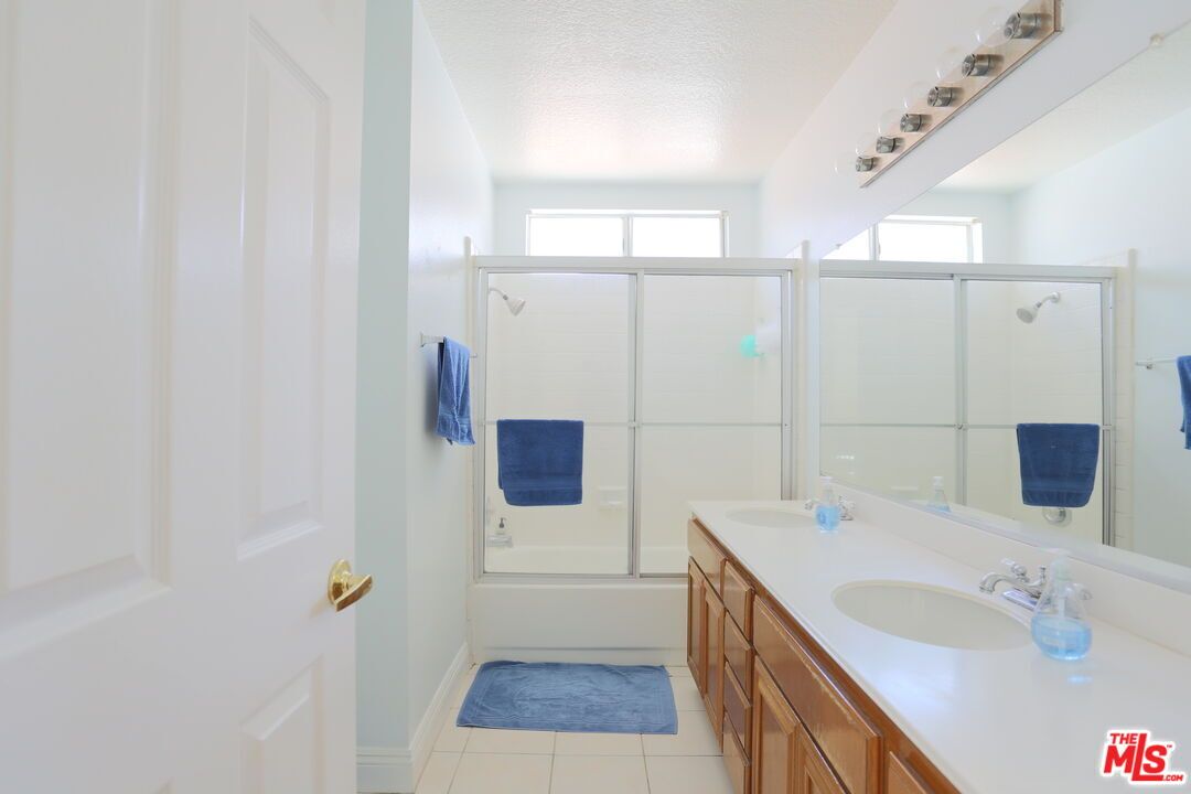Bathroom, Dual Sink Vanities, Glass Shower, Interior