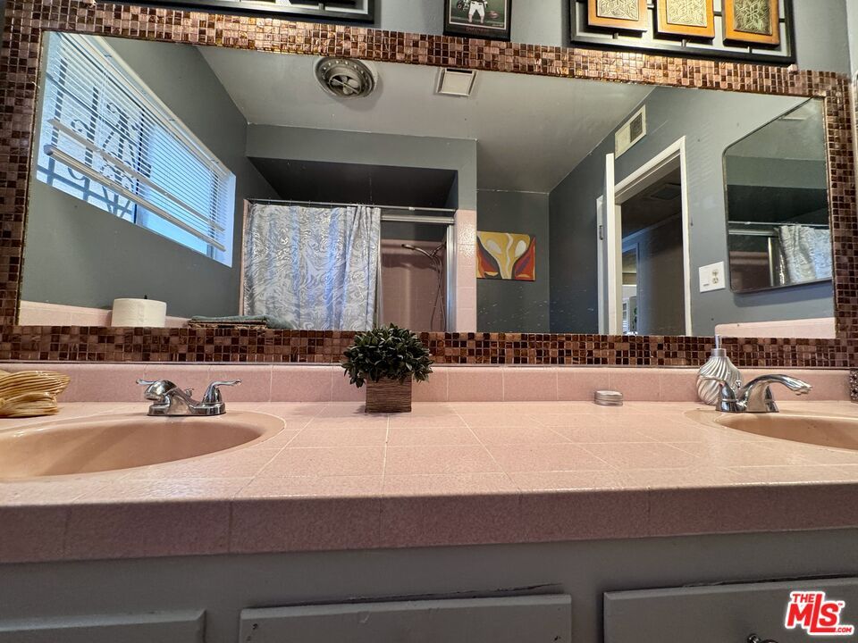 Bathroom, Dual Sink Vanities, Interior, Tile Countertops
