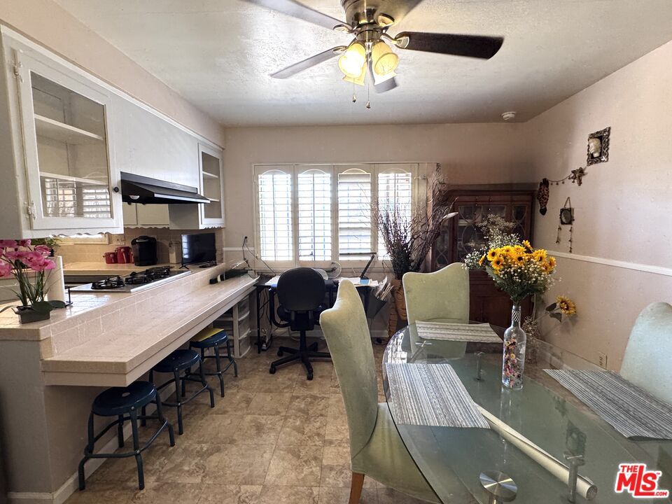 Dining room, Interior