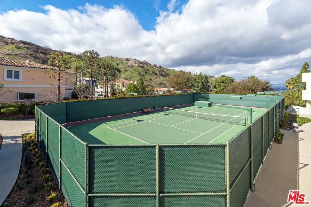 Exterior, Tennis Courts