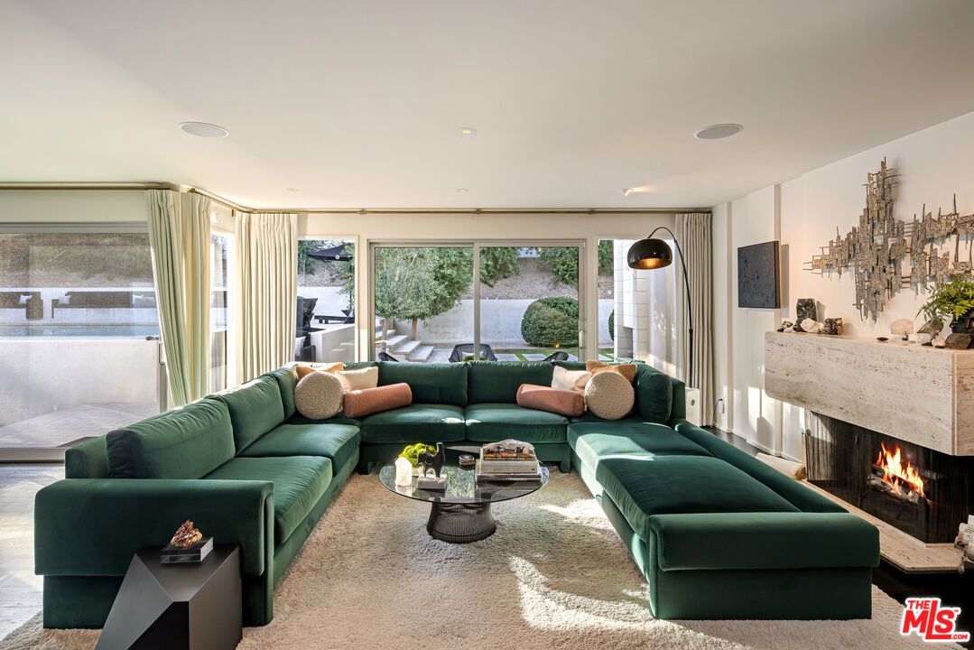 Fireplace, Interior, Living room, Recessed Lighting