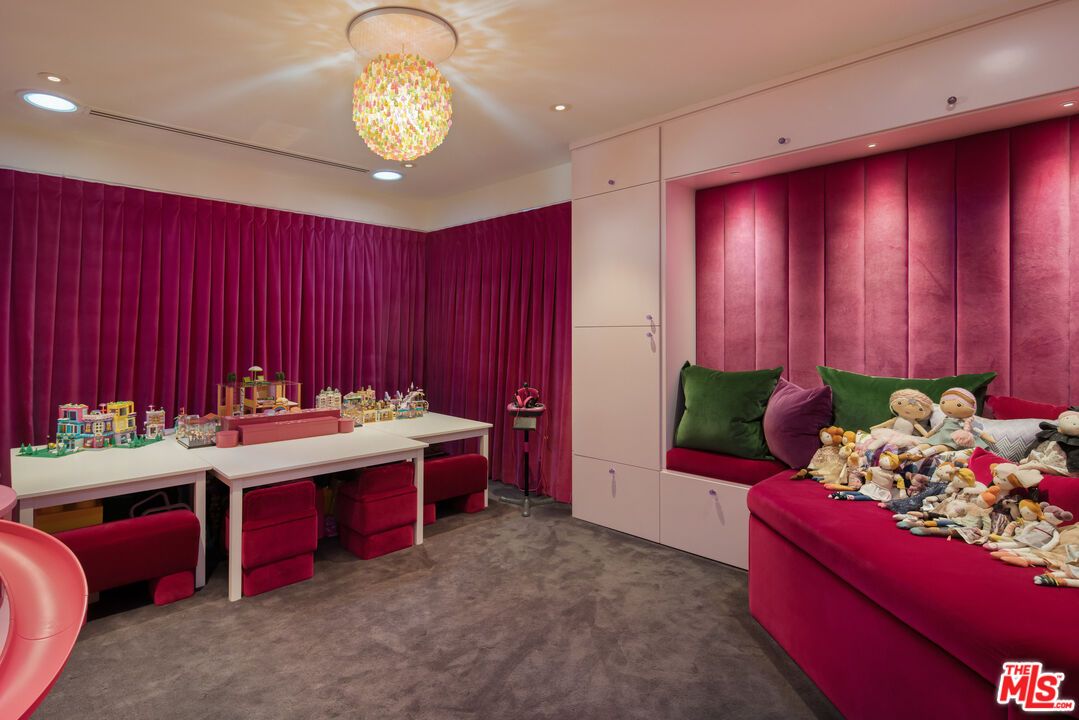 Chandelier, Interior, Recessed Lighting