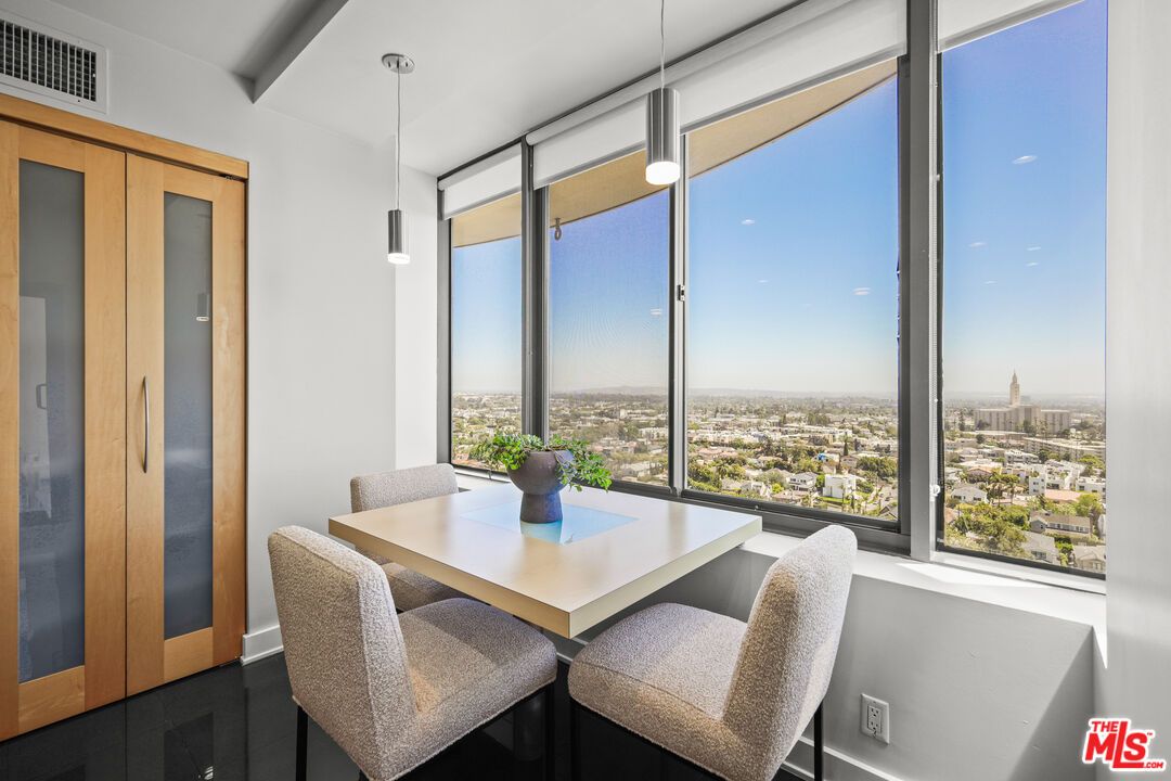Dining room, Interior, Pendant Lights