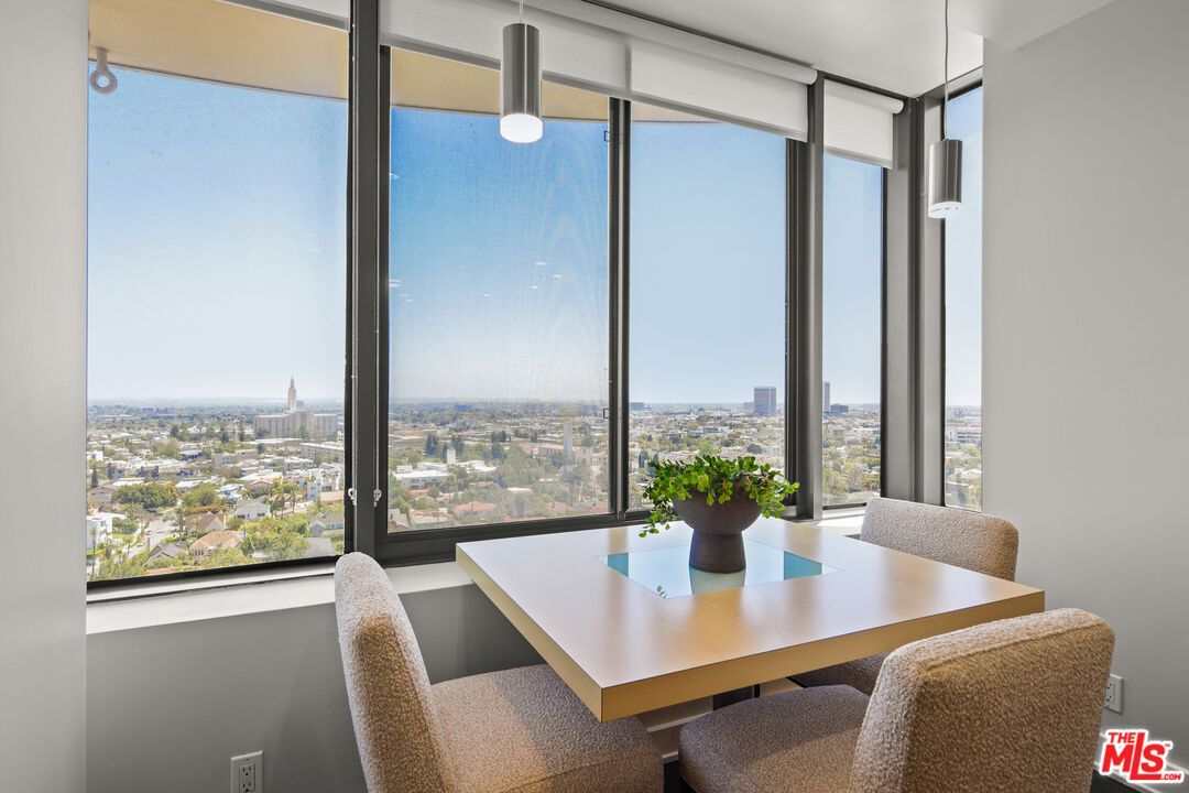 Dining room, Interior, Pendant Lights