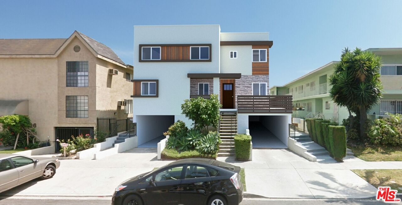 Attached, Exterior, Facade, Modern
