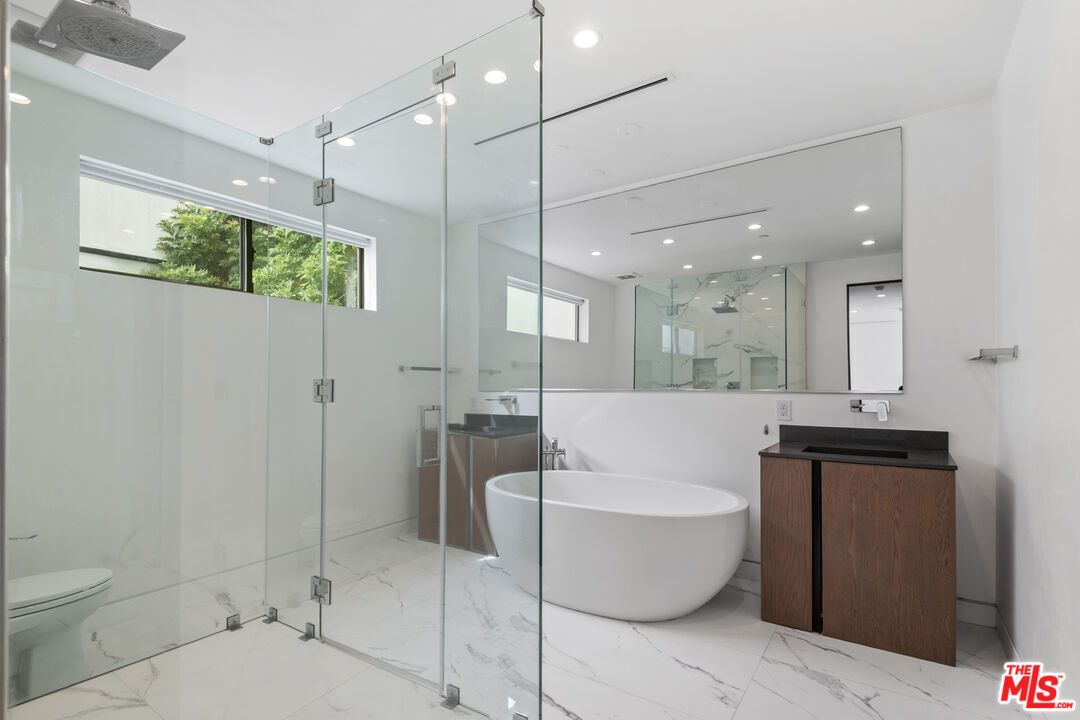 Bathroom, Free Standing Baths, Glass Shower, Interior, Marble, Recessed Lighting