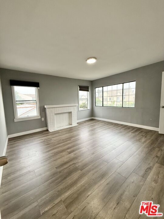 Empty room, Fireplace, Interior, Wood Texture Flooring
