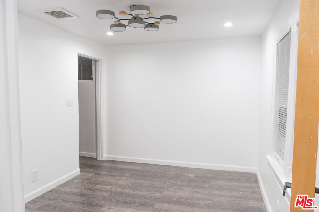 Empty room, Interior, Pendant Lights, Recessed Lighting, Wood Texture Flooring