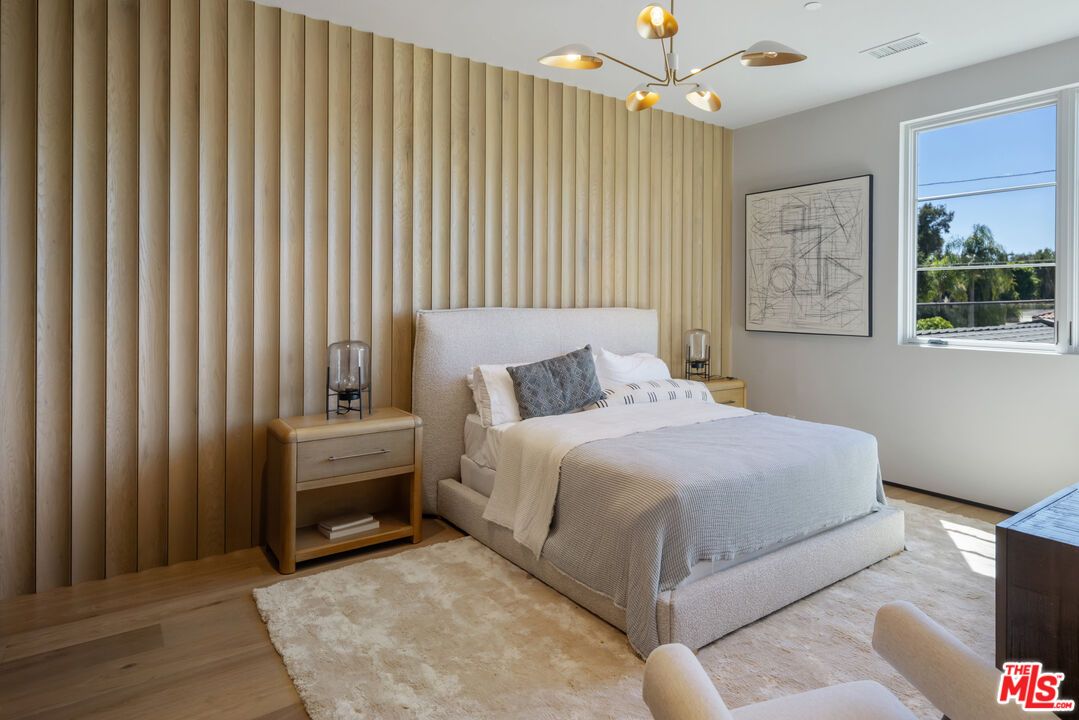 Bedroom, Interior, Pendant Lights, Wood Texture Flooring