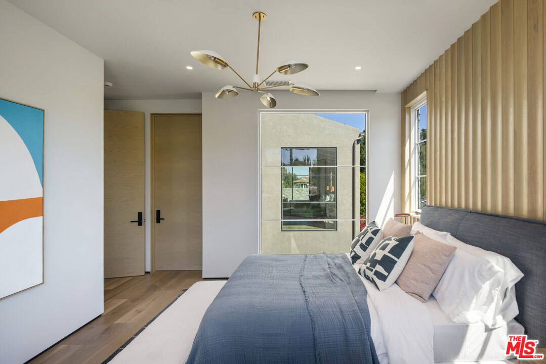 Bedroom, Interior, Pendant Lights, Recessed Lighting, Wood Texture Flooring