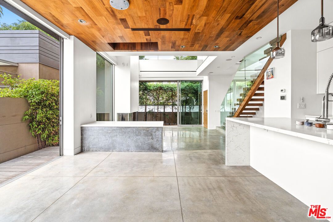 Interior, Pendant Lights, Recessed Lighting, Wooden Ceilings