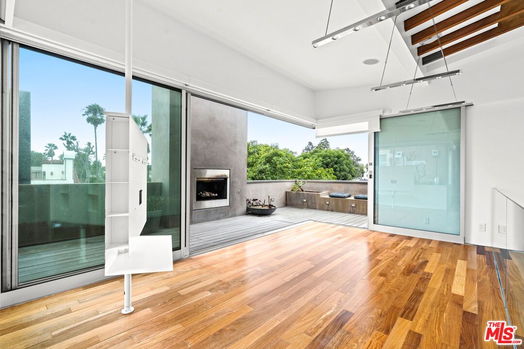 Fireplace, Interior, Wood Texture Flooring