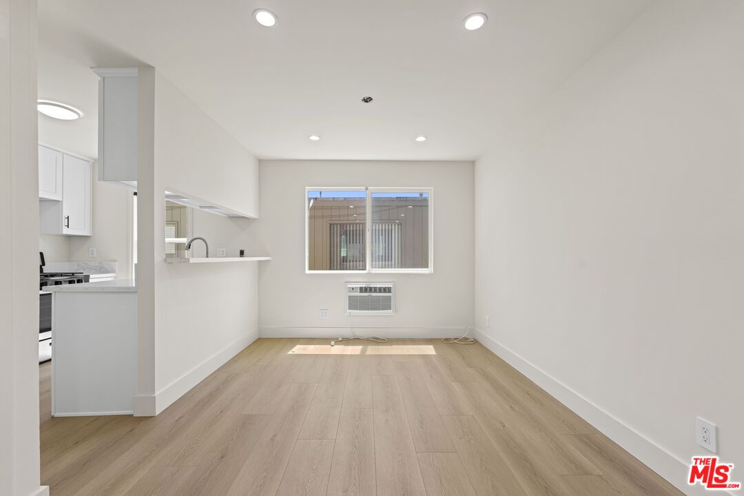 Empty room, Interior, Kitchen, Recessed Lighting, Wood Texture Flooring