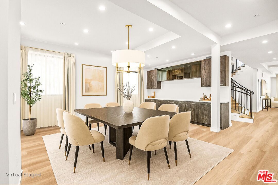 Chandelier, Dining room, Interior, Recessed Lighting, Wood Texture Flooring