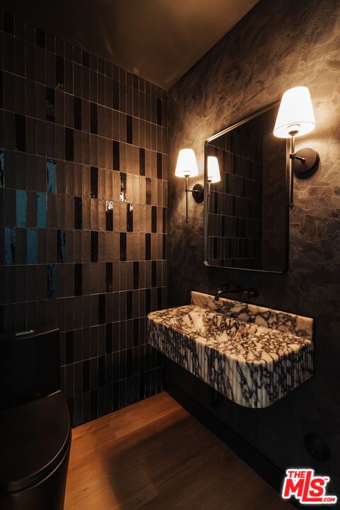 Bathroom, Bedroom, Interior, Wood Texture Flooring