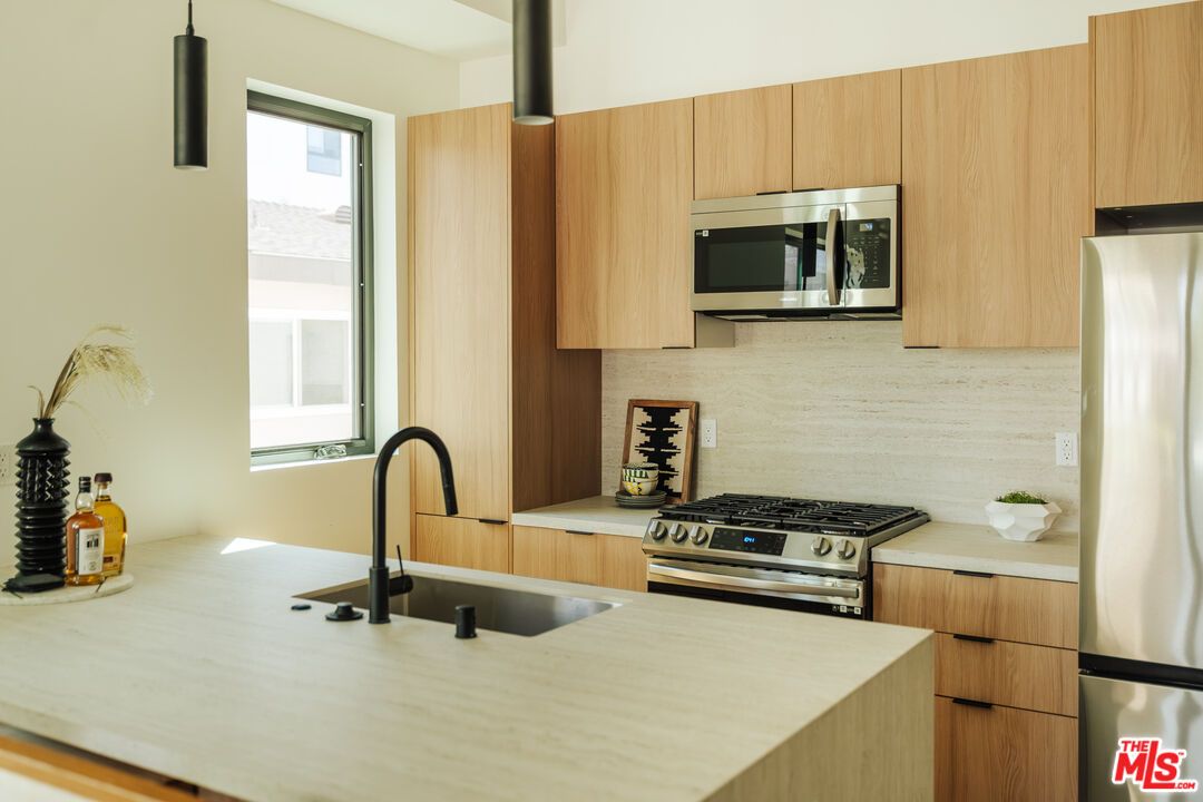 Interior, Kitchen, Stainless Steel Appliances