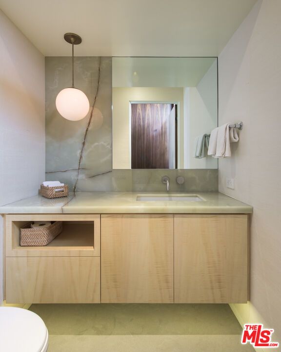 Bathroom, Interior, Pendant Lights