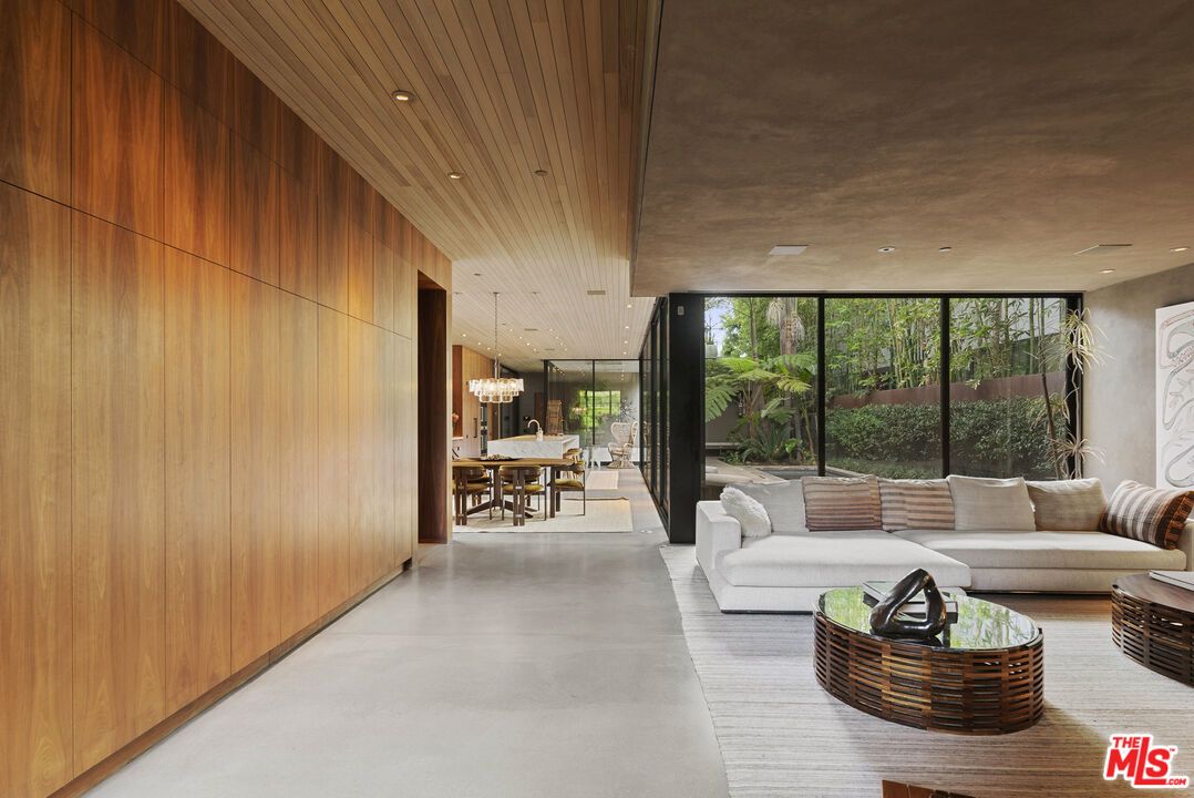 Chandelier, Dining room, Interior, Living room, Recessed Lighting, Wooden Ceilings, Wooden Walls