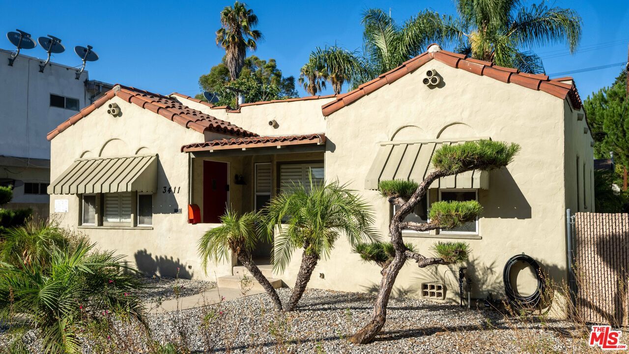 Backyard, Exterior, Facade, Spanish Mediterranean