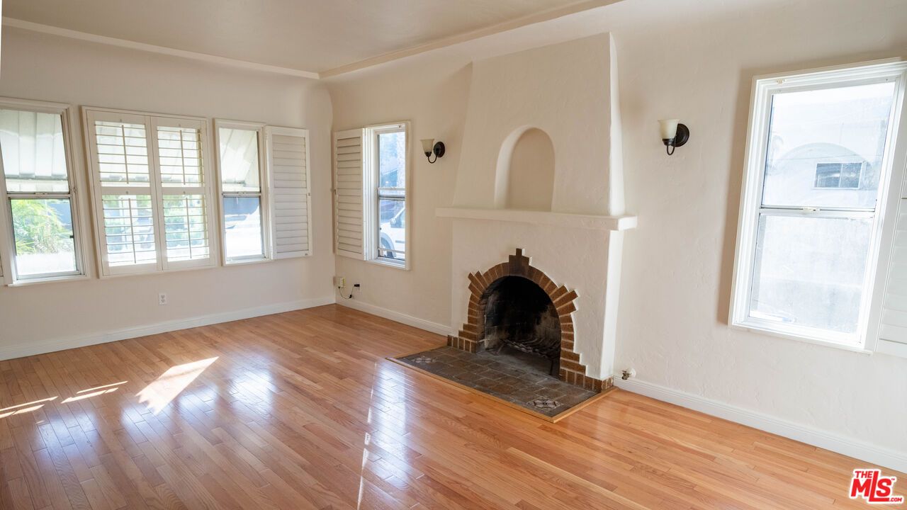 Empty room, Fireplace, Interior, Wood Texture Flooring