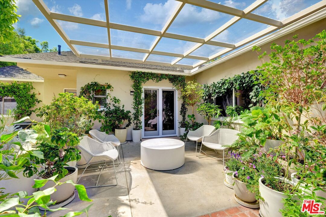 Glass Ceilings, Interior, Sun Room