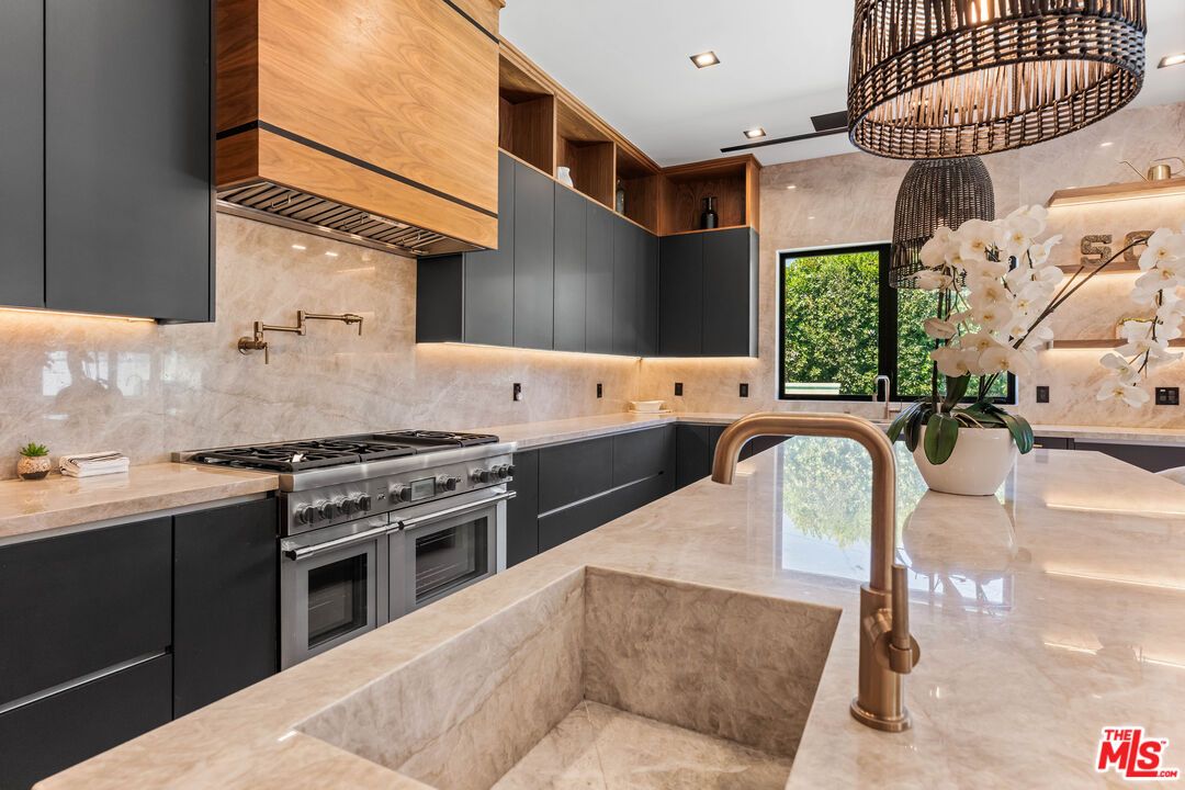 Interior, Kitchen, Recessed Lighting