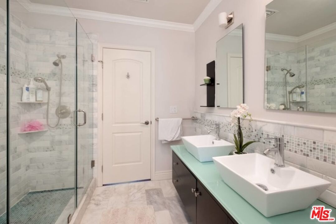 Bathroom, Dual Sink Vanities, Glass Shower, Interior