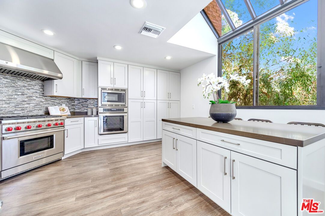 Glass Ceilings, Interior, Kitchen, Recessed Lighting, Stainless Steel Appliances, Wood Texture Flooring