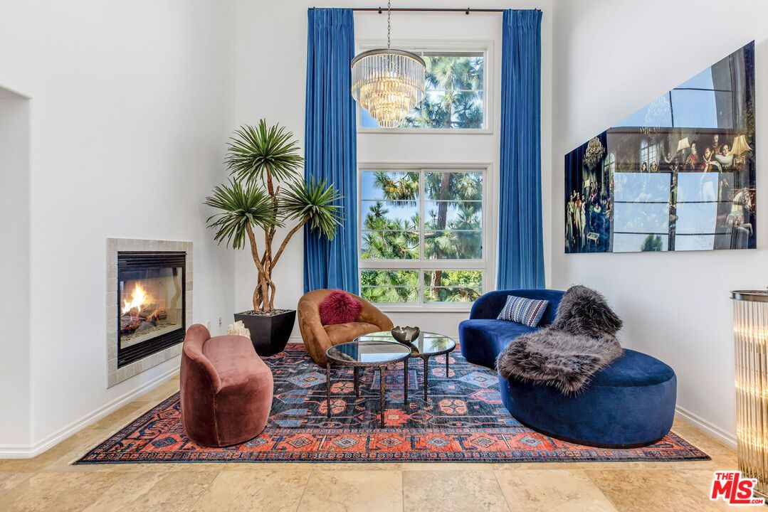 Chandelier, Fireplace, Interior, Living room