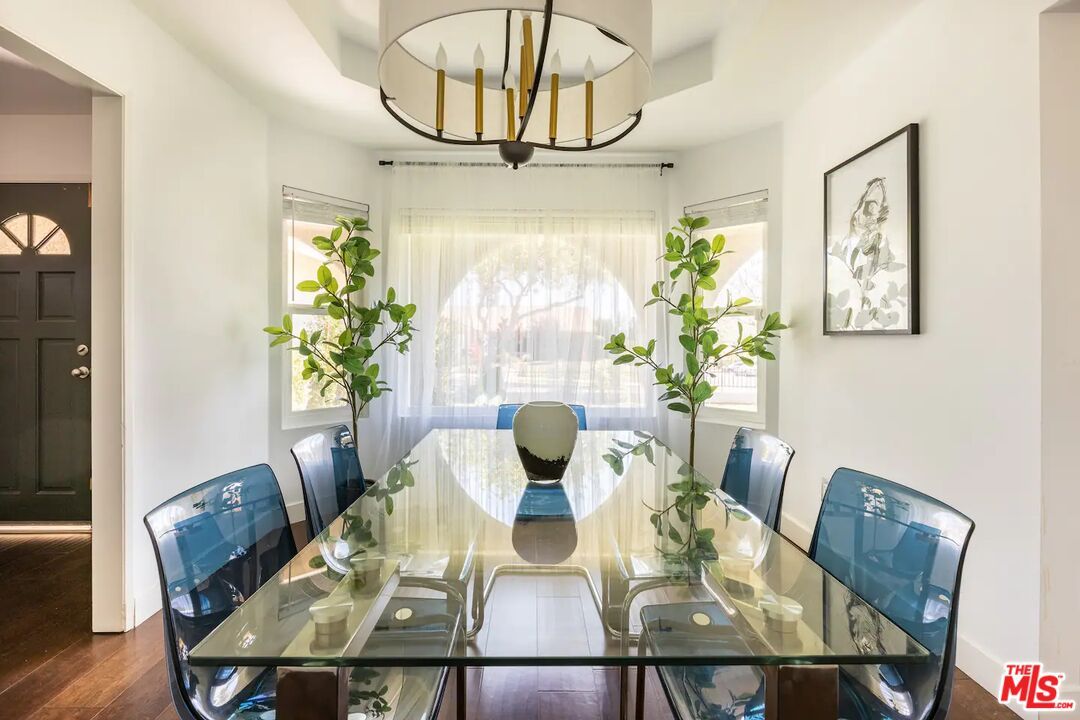 Dining room, Interior, Wood Texture Flooring