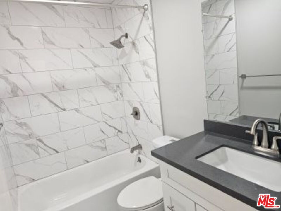 Bathroom, Interior, Marble Walls