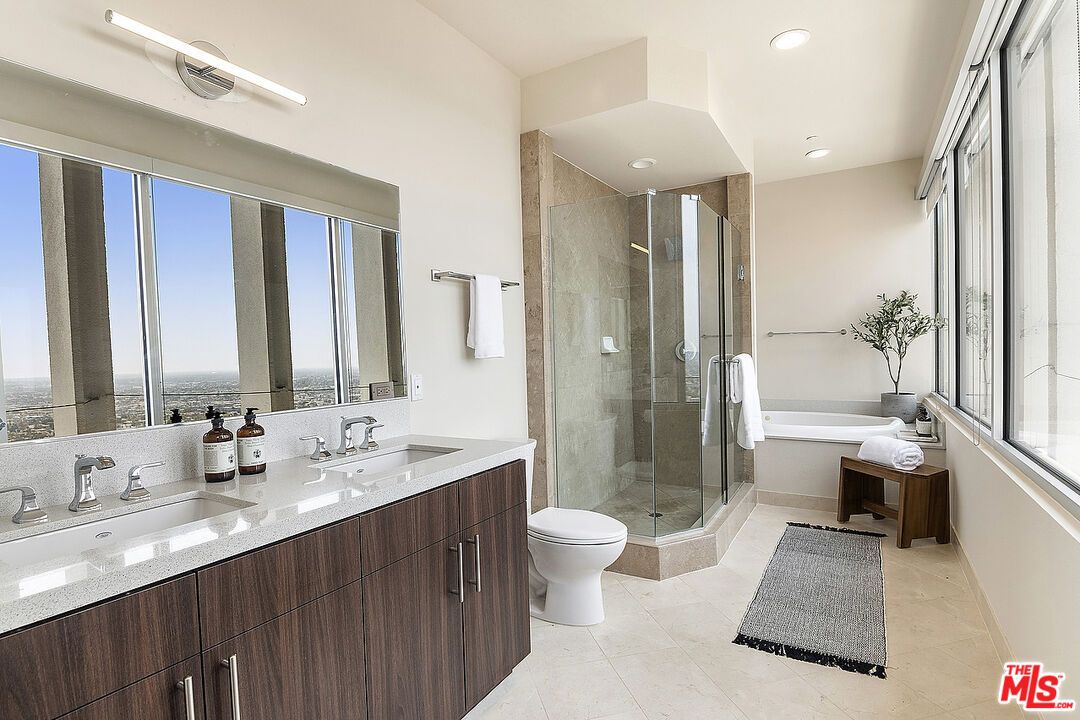 Bathroom, Dual Sink Vanities, Glass Shower, Interior, Recessed Lighting, Water