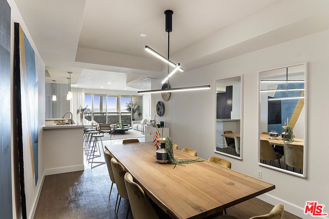 Dining room, Interior, Kitchen, Living room, Pendant Lights, Recessed Lighting, Wood Texture Flooring
