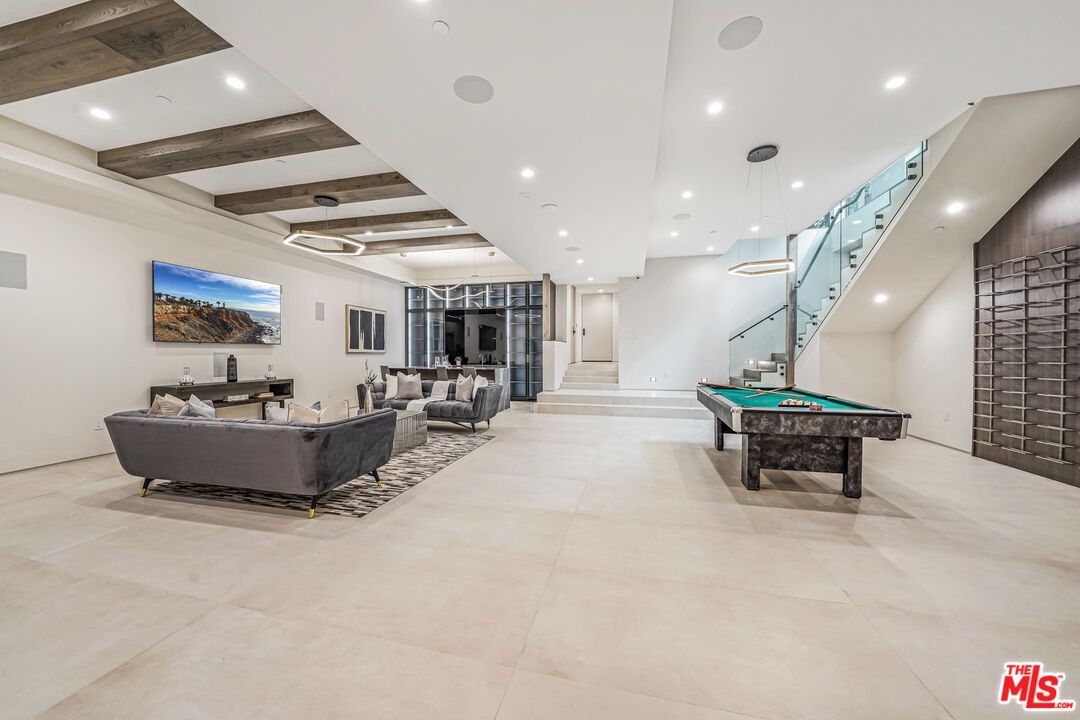 Billiard Table, Game Room, Interior, Living room, Pendant Lights, Recessed Lighting, Wooden Beams