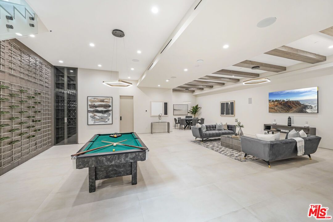 Billiard Table, Game Room, Interior, Living room, Pendant Lights, Recessed Lighting