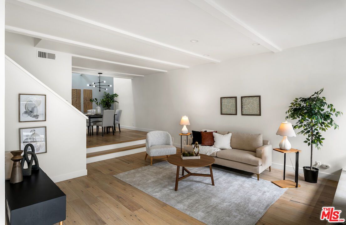 Dining room, Interior, Living room, Recessed Lighting, Wood Texture Flooring