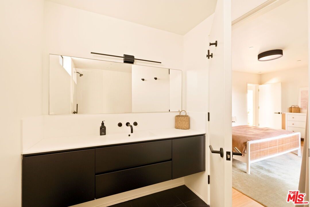 Bathroom, Bedroom, Interior