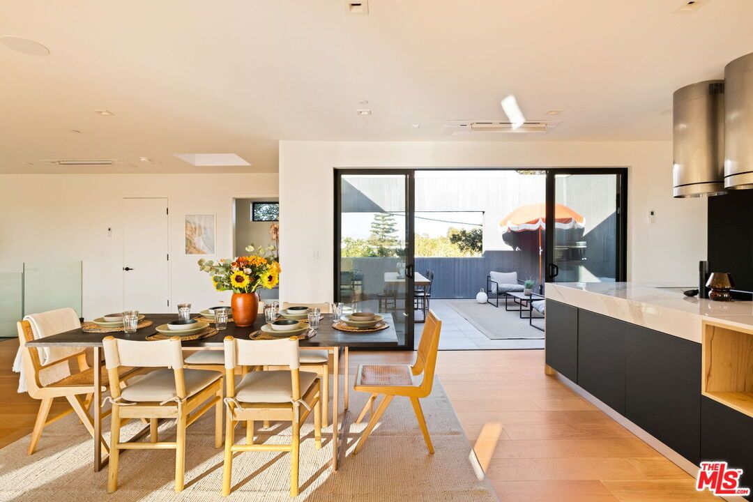 Dining room, Interior, Kitchen, Living room, Recessed Lighting, Wood Texture Flooring
