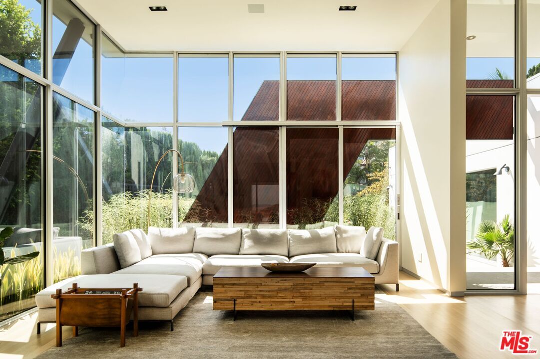 Interior, Living room, Sun Room, Wood Texture Flooring