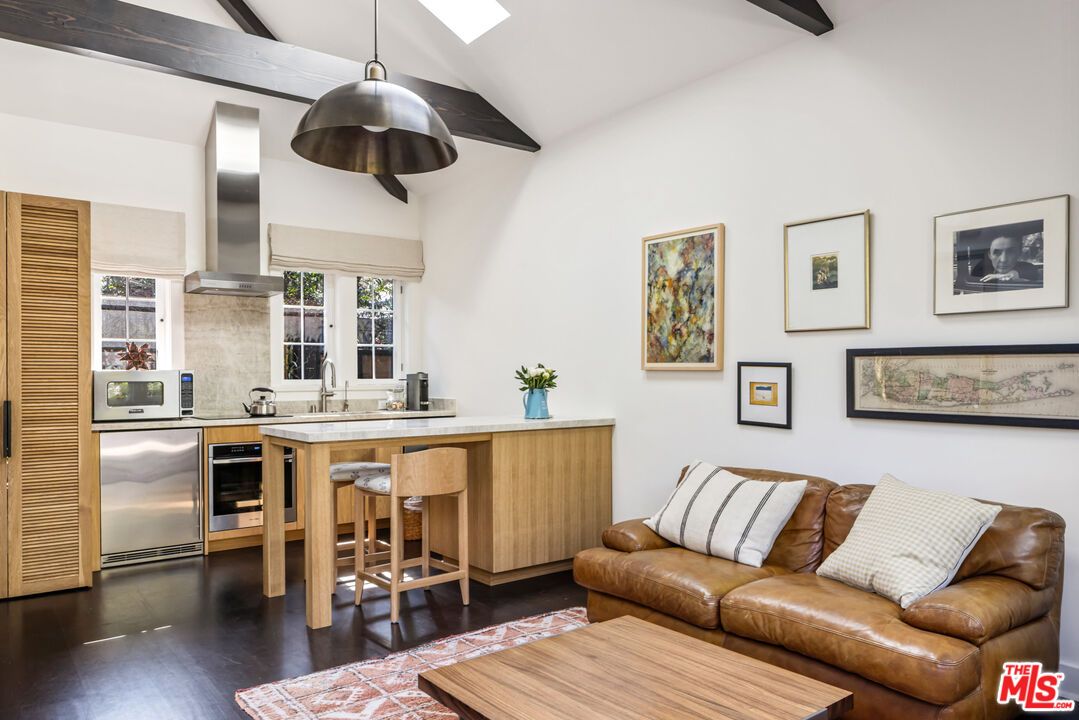 Interior, Kitchen, Living room, Pendant Lights, Stainless Steel Appliances, Wooden Beams, Wood Texture Flooring