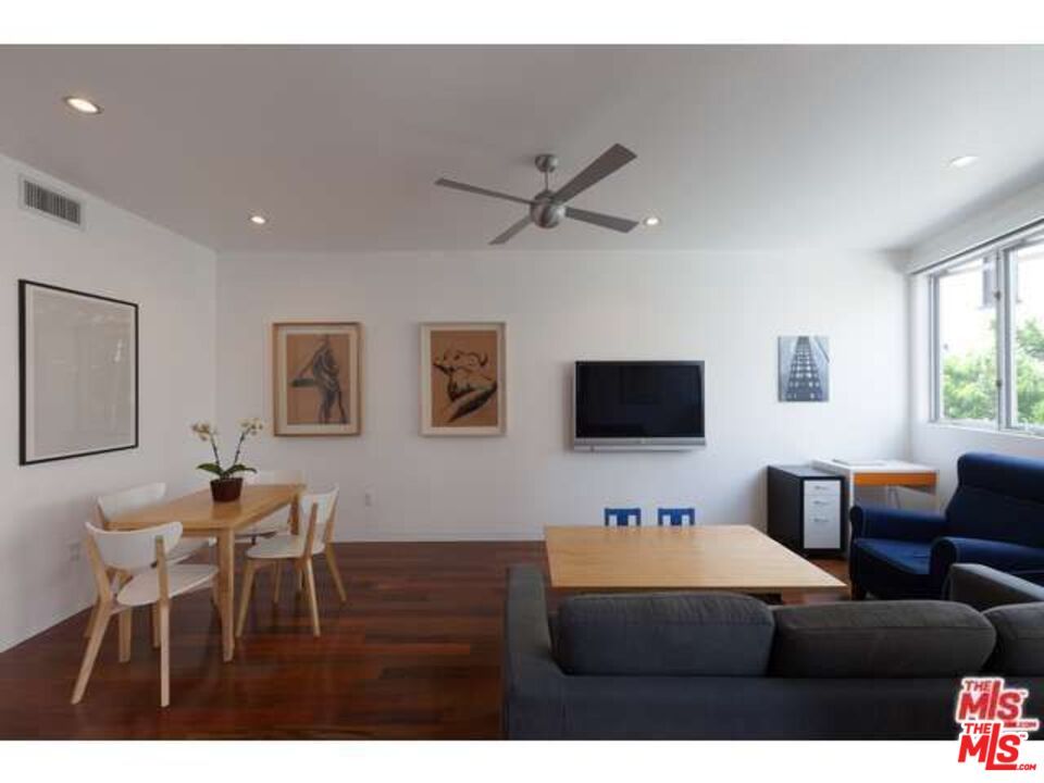 Dining room, Interior, Living room, Recessed Lighting, Wood Texture Flooring