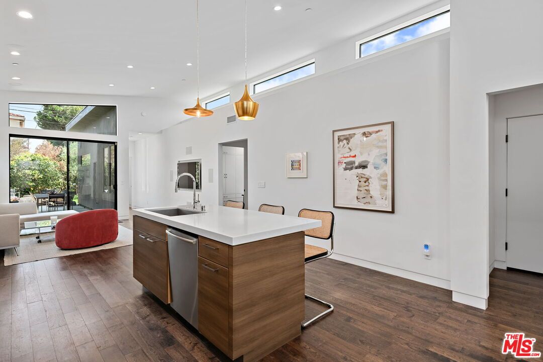 Interior, Kitchen, Living room, Pendant Lights, Recessed Lighting, Stainless Steel Appliances, Wood Texture Flooring