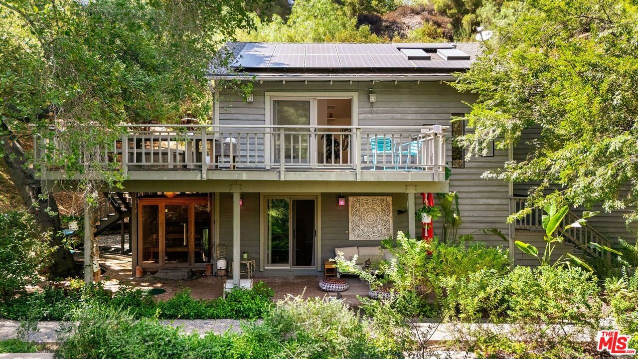 Exterior, Solar Panels